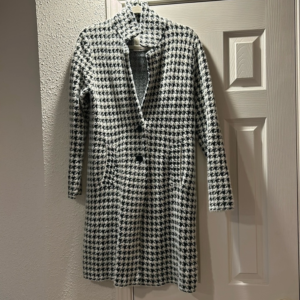 Max Studio Jacket - image 1